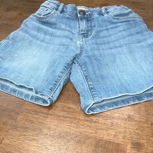 Oshkosh girls shorts size 8